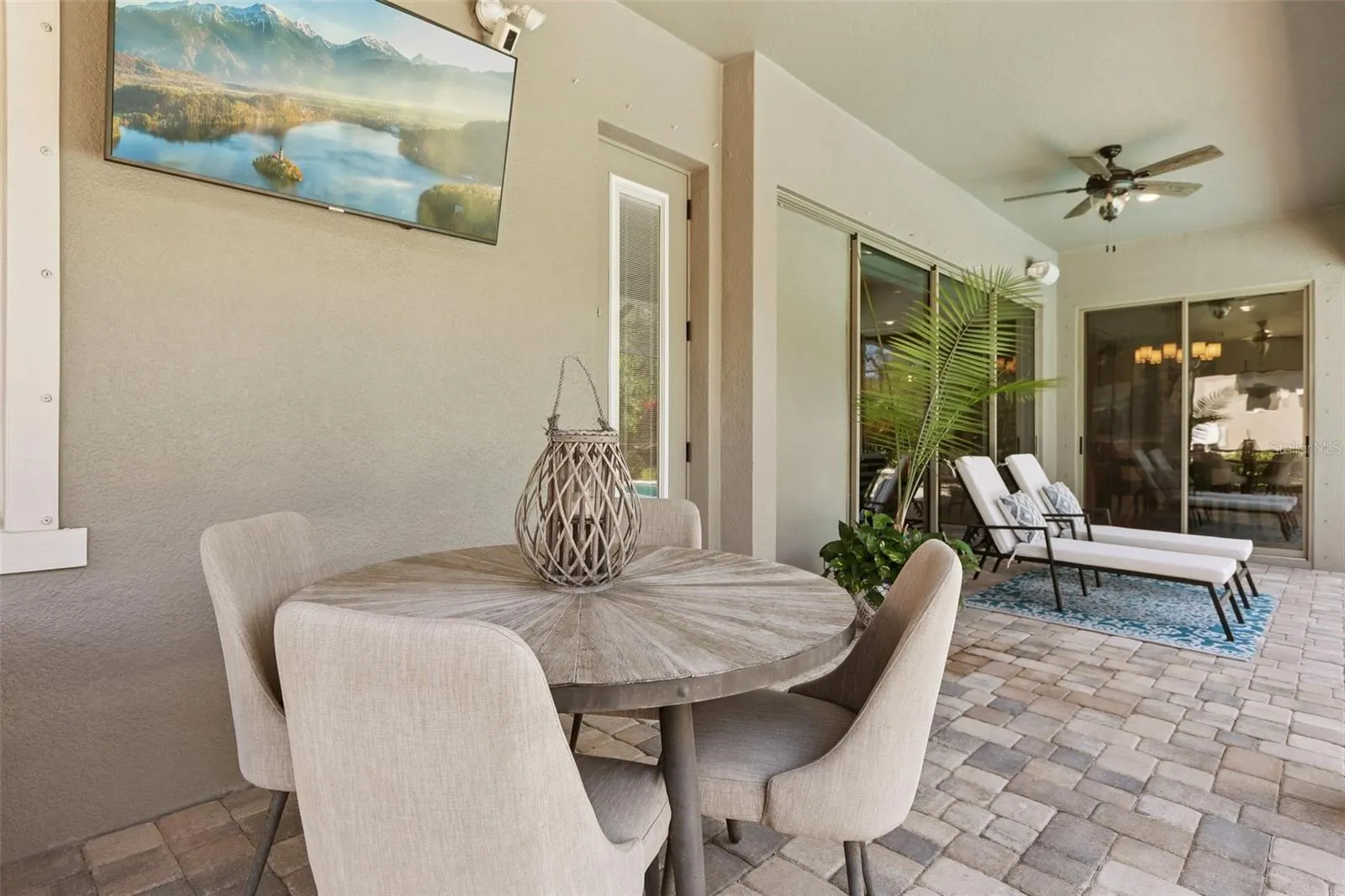 842 FOREST GLEN CT