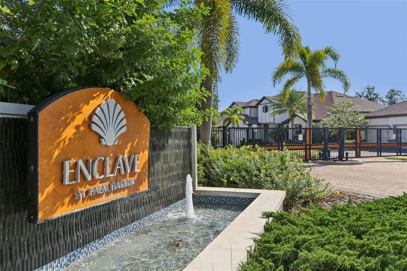 842 FOREST GLEN CT
