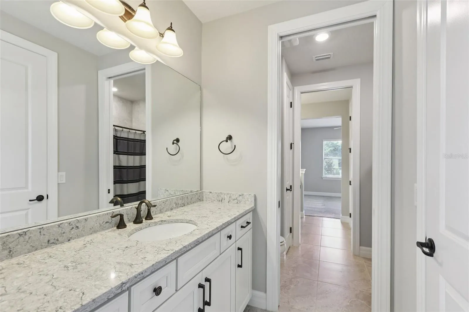 842 FOREST GLEN CT