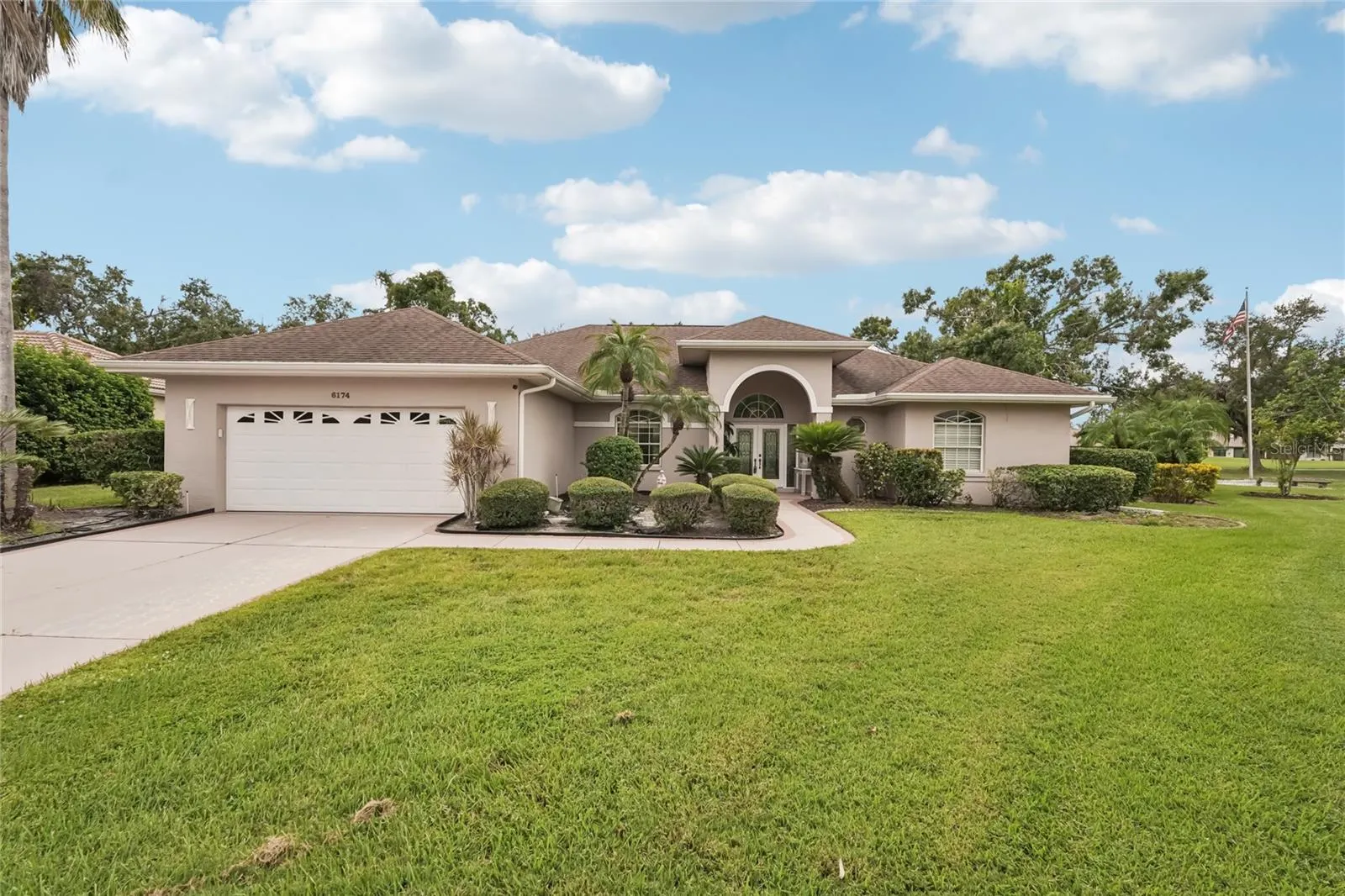 6174 MISTY OAKS DR
