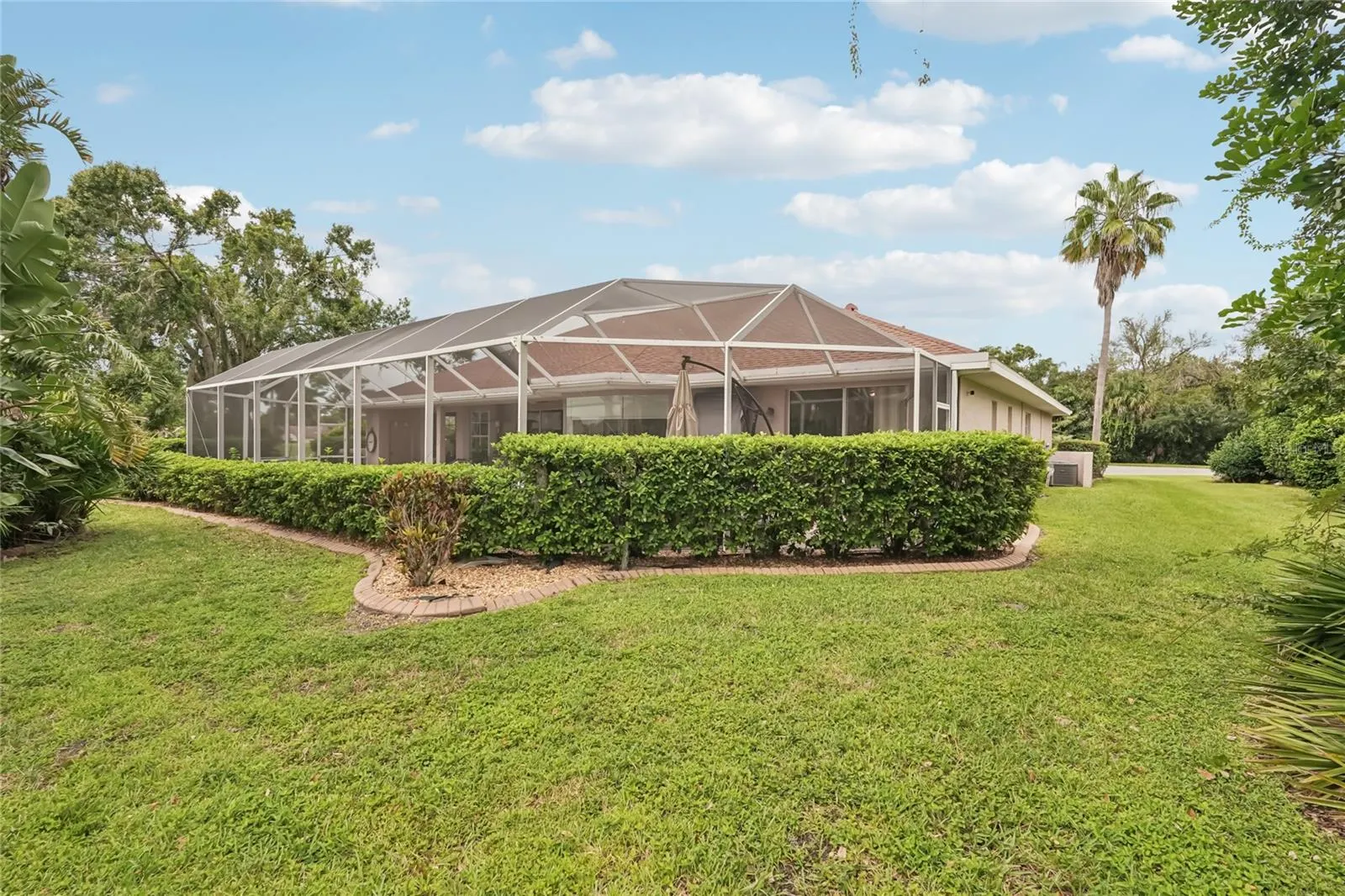 6174 MISTY OAKS DR