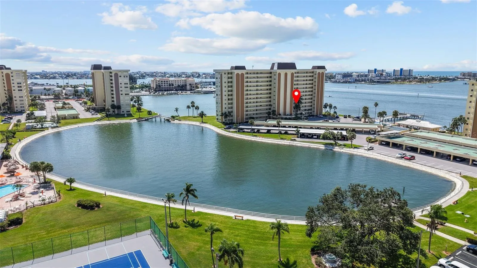 4775 COVE CIR #407, #407