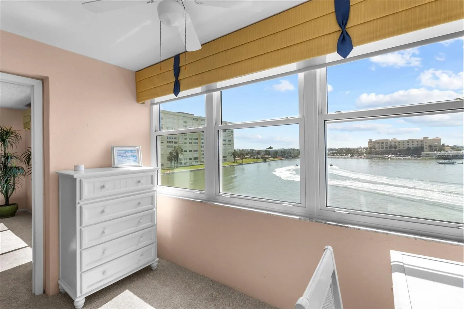 4775 COVE CIR #407, #407