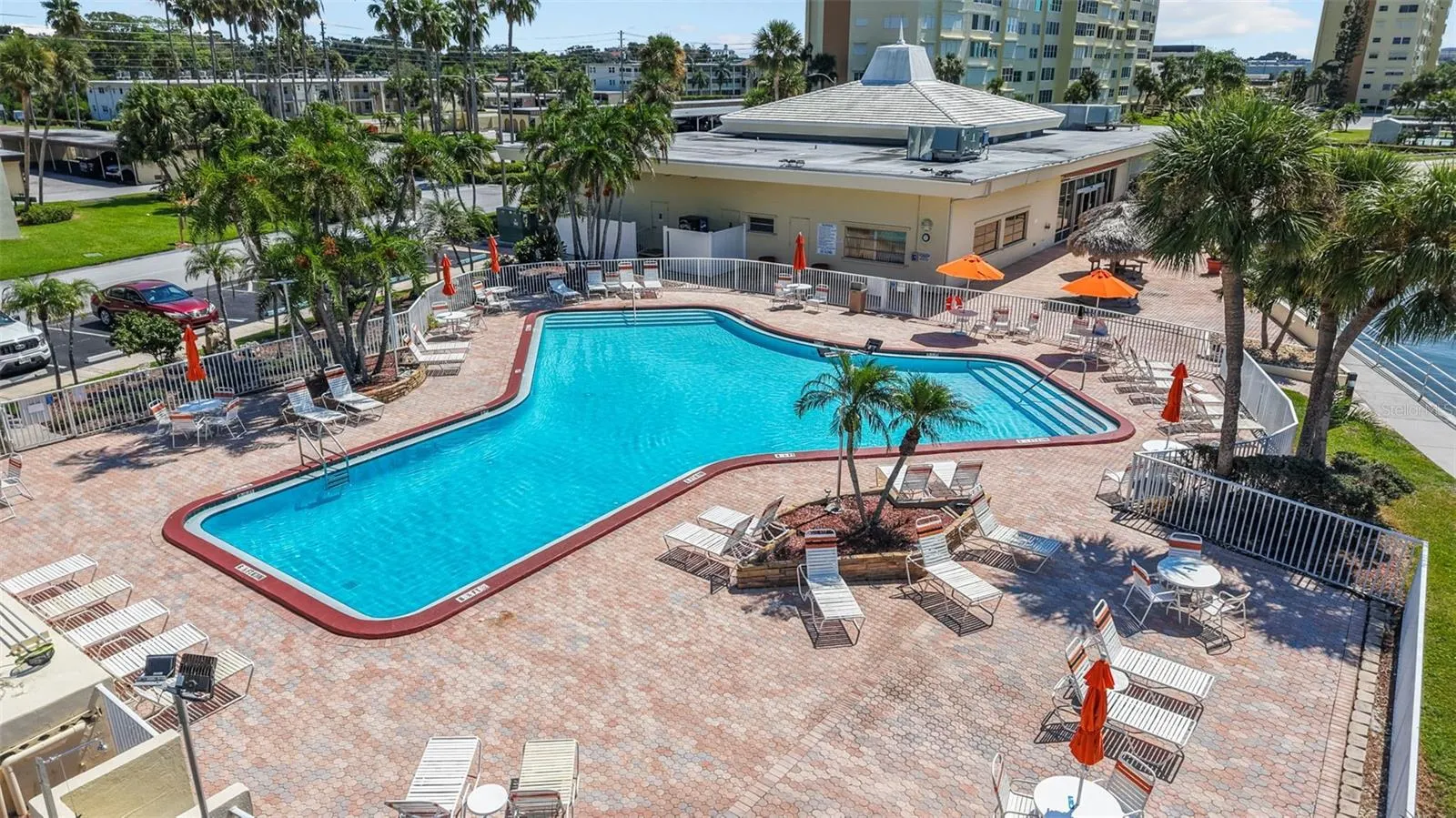 4775 COVE CIR #407, #407