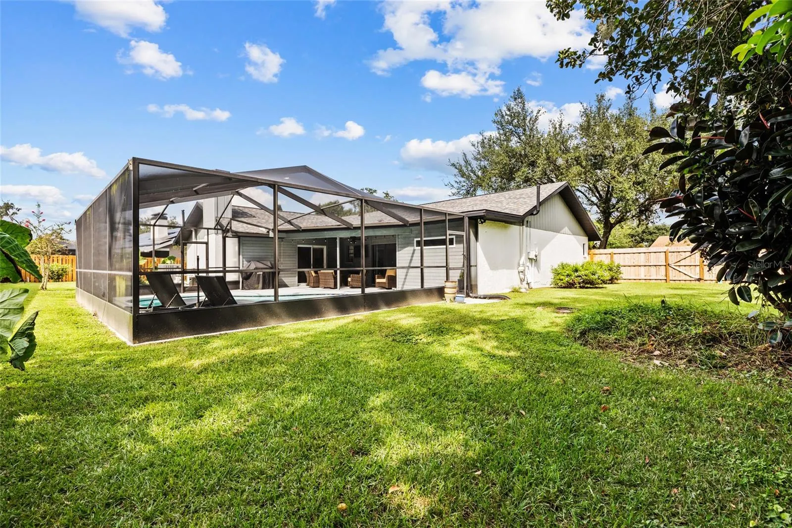 502 SPORTSMAN PARK DR