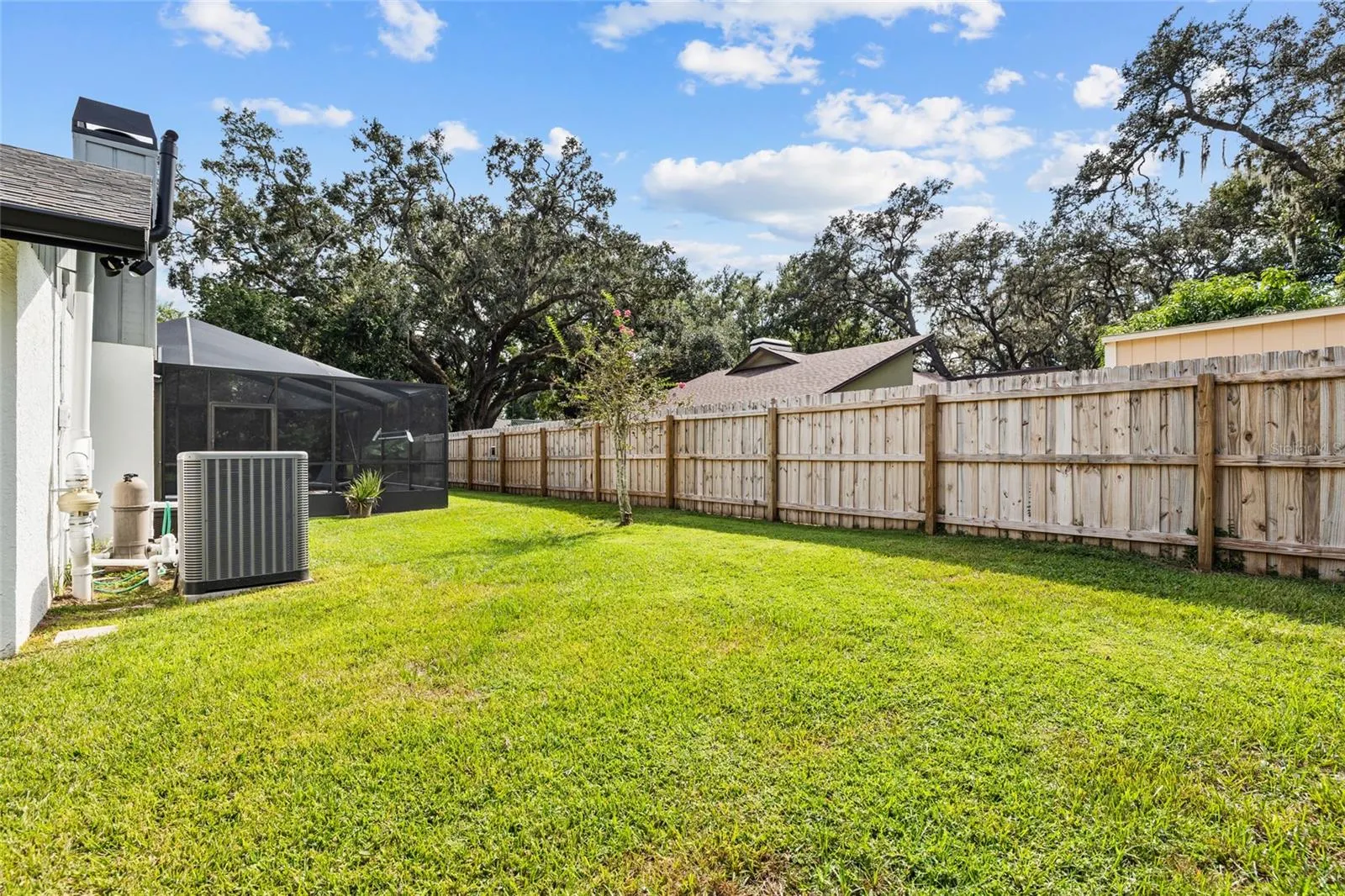 502 SPORTSMAN PARK DR