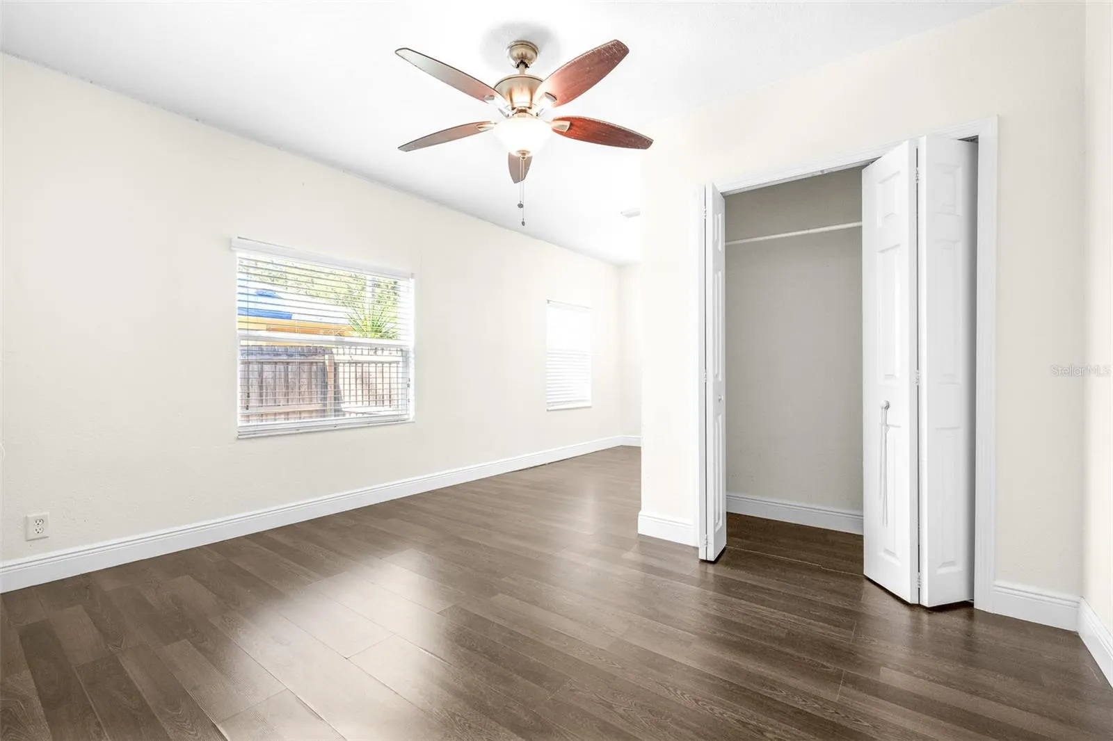 1512 W KIRBY ST