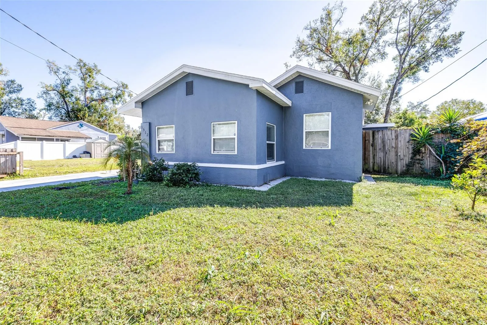1512 W KIRBY ST