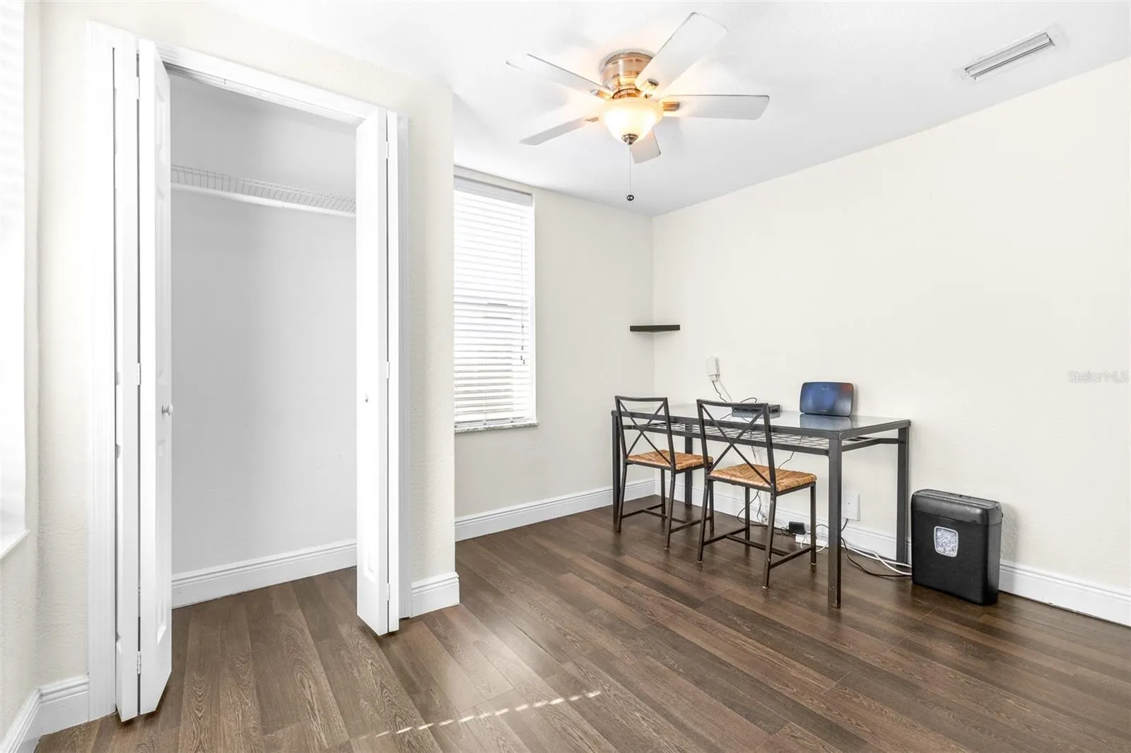 1512 W KIRBY ST