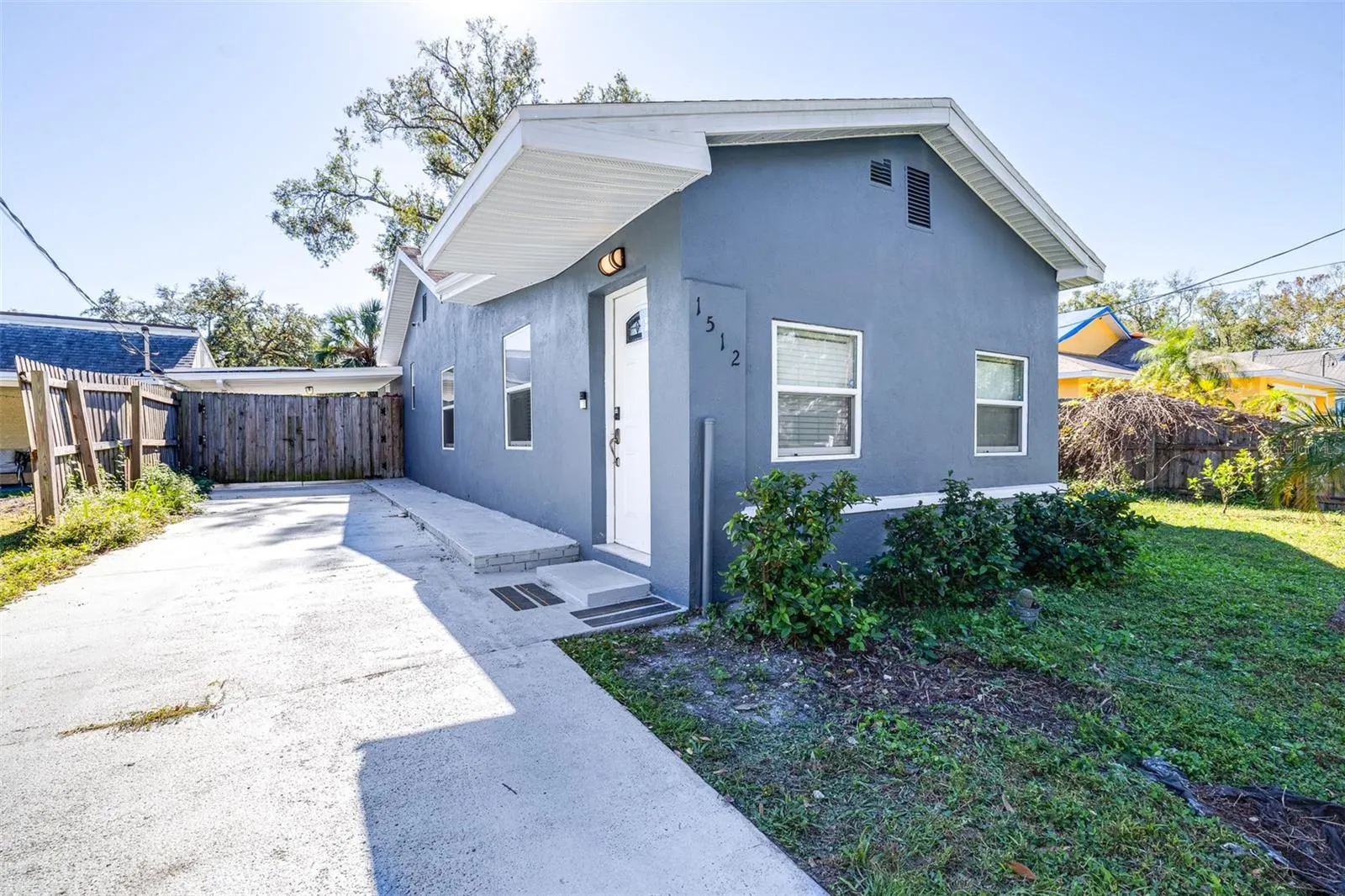 1512 W KIRBY ST