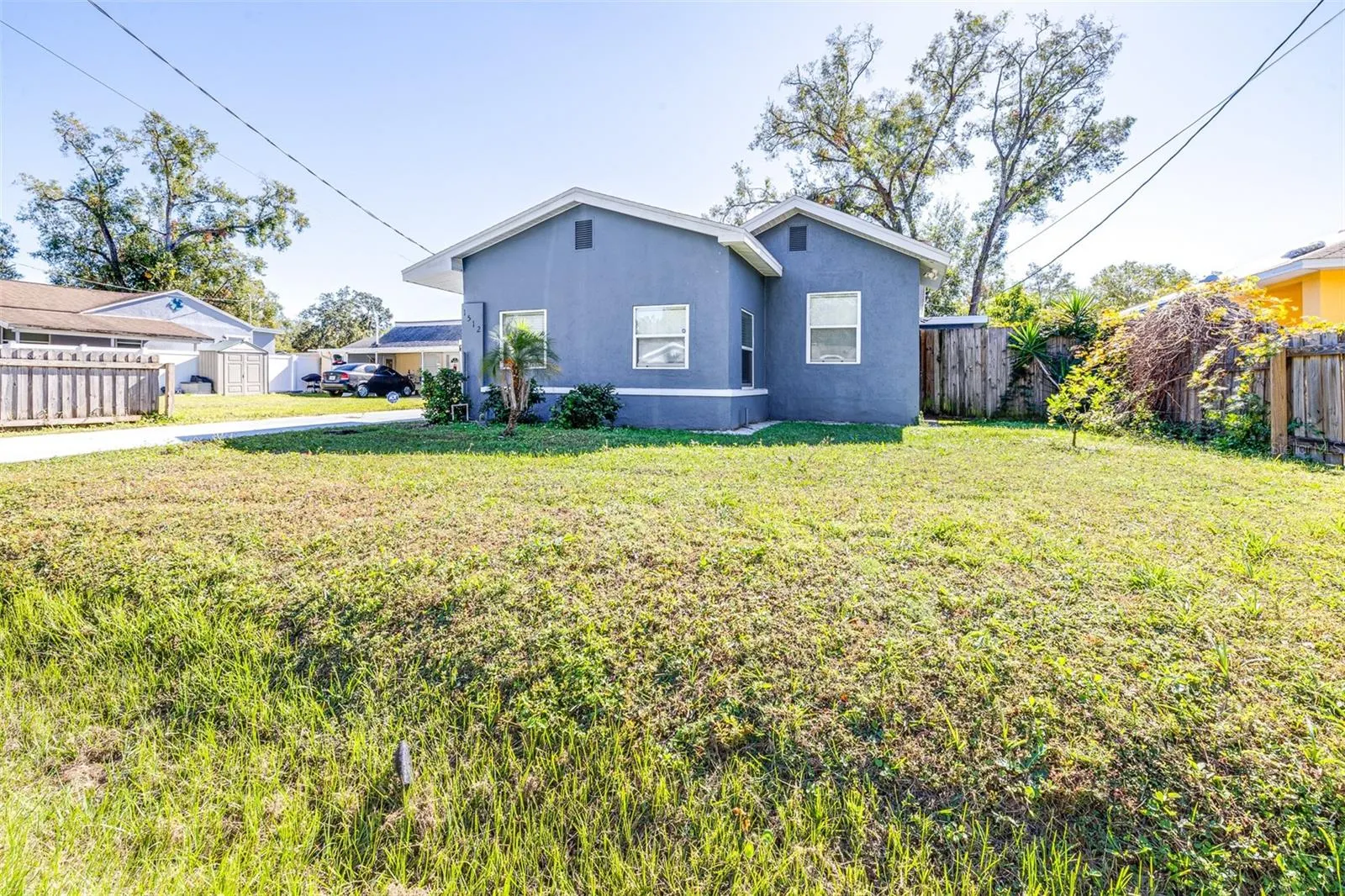 1512 W KIRBY ST