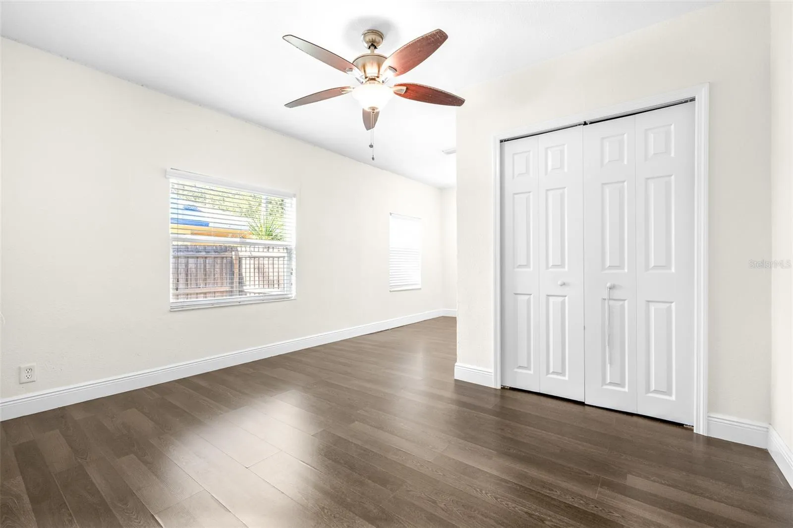 1512 W KIRBY ST