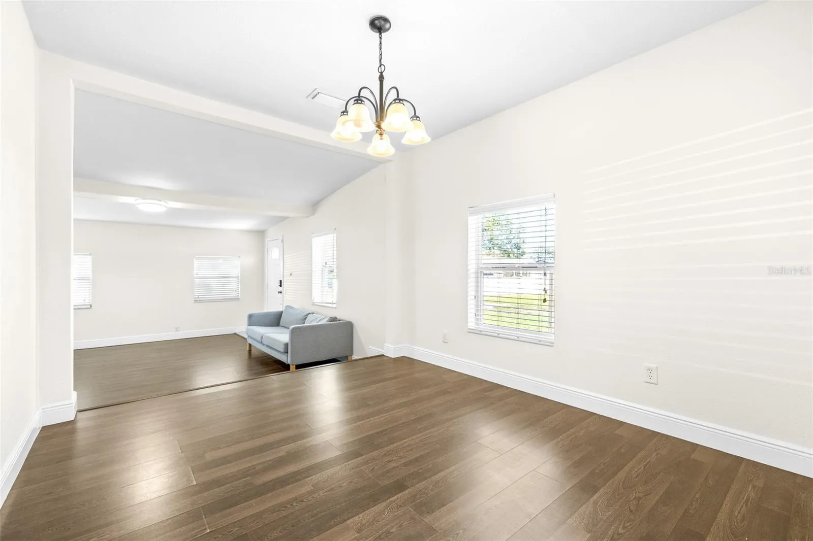1512 W KIRBY ST