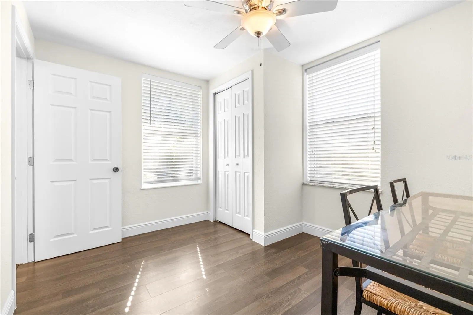 1512 W KIRBY ST