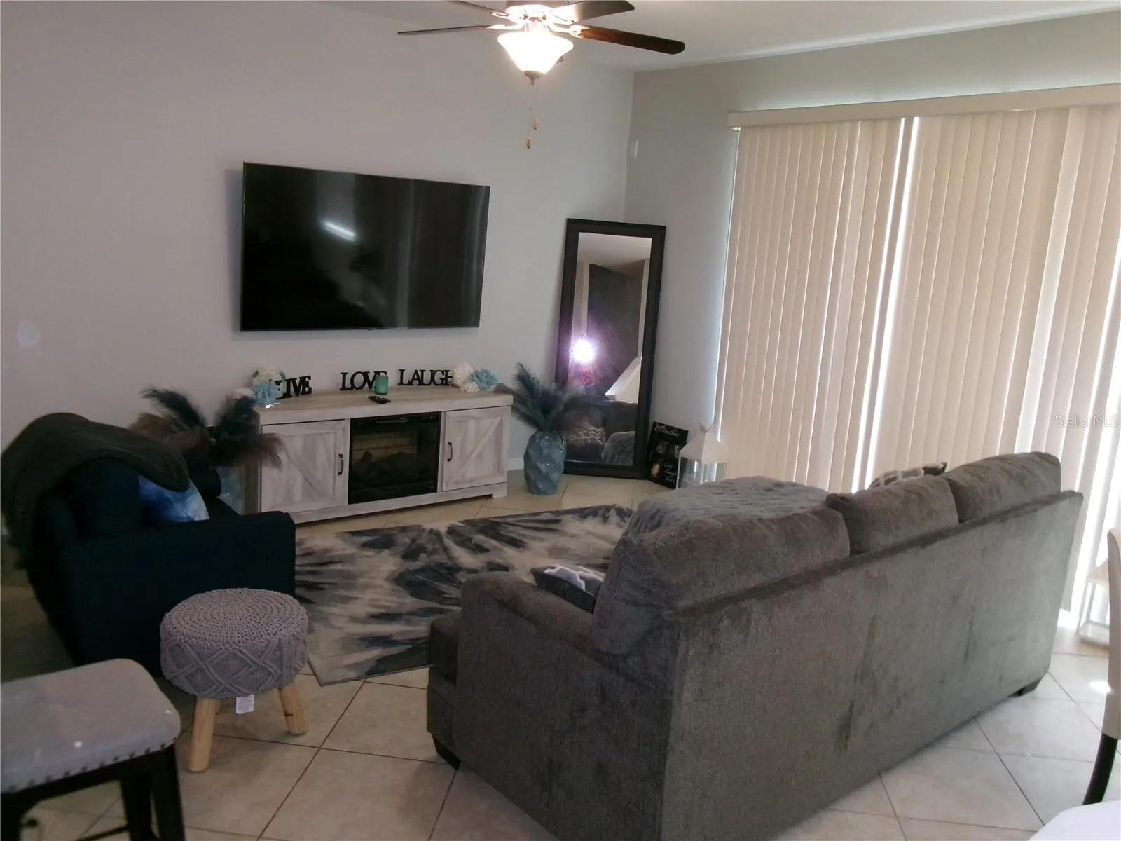 6472 SEDGEFORD DR