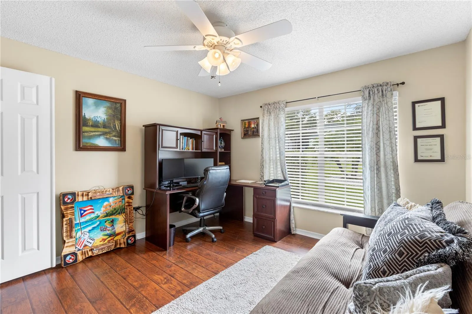 324 PINE LAKE VIEW DR