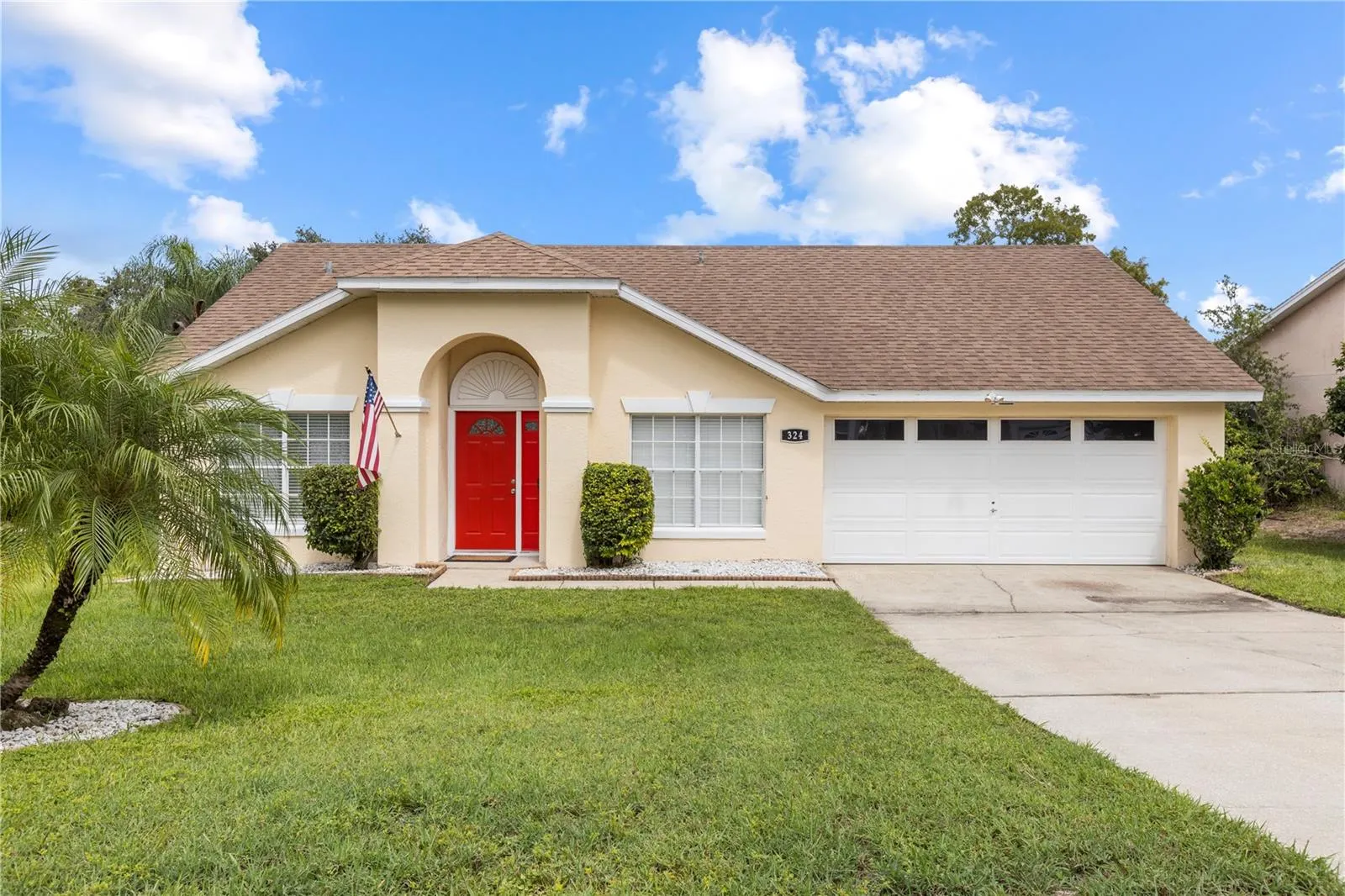 324 PINE LAKE VIEW DR