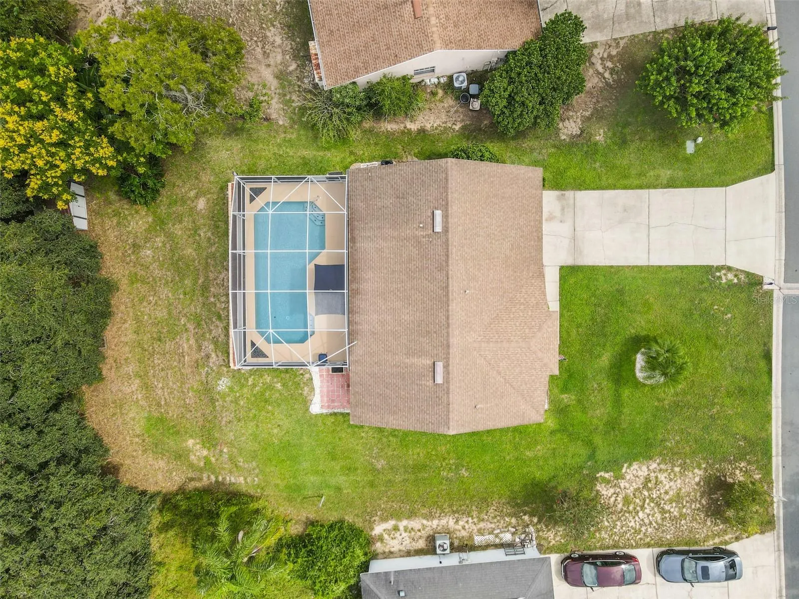 324 PINE LAKE VIEW DR