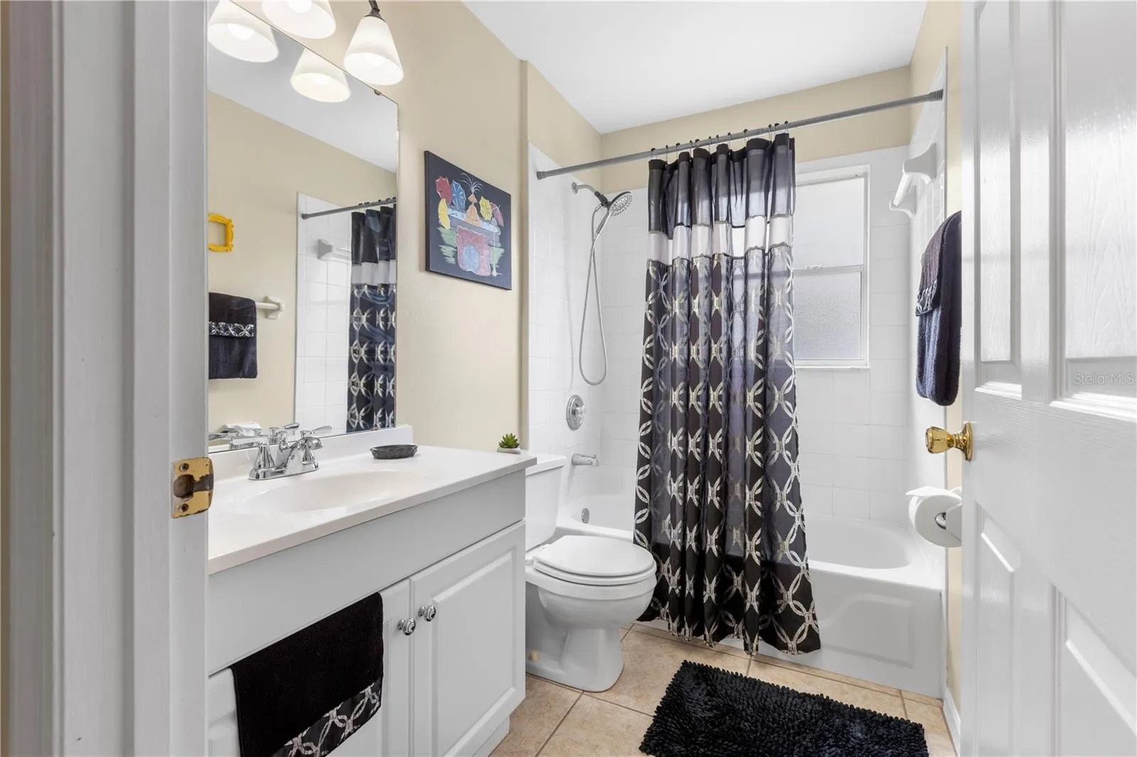 324 PINE LAKE VIEW DR