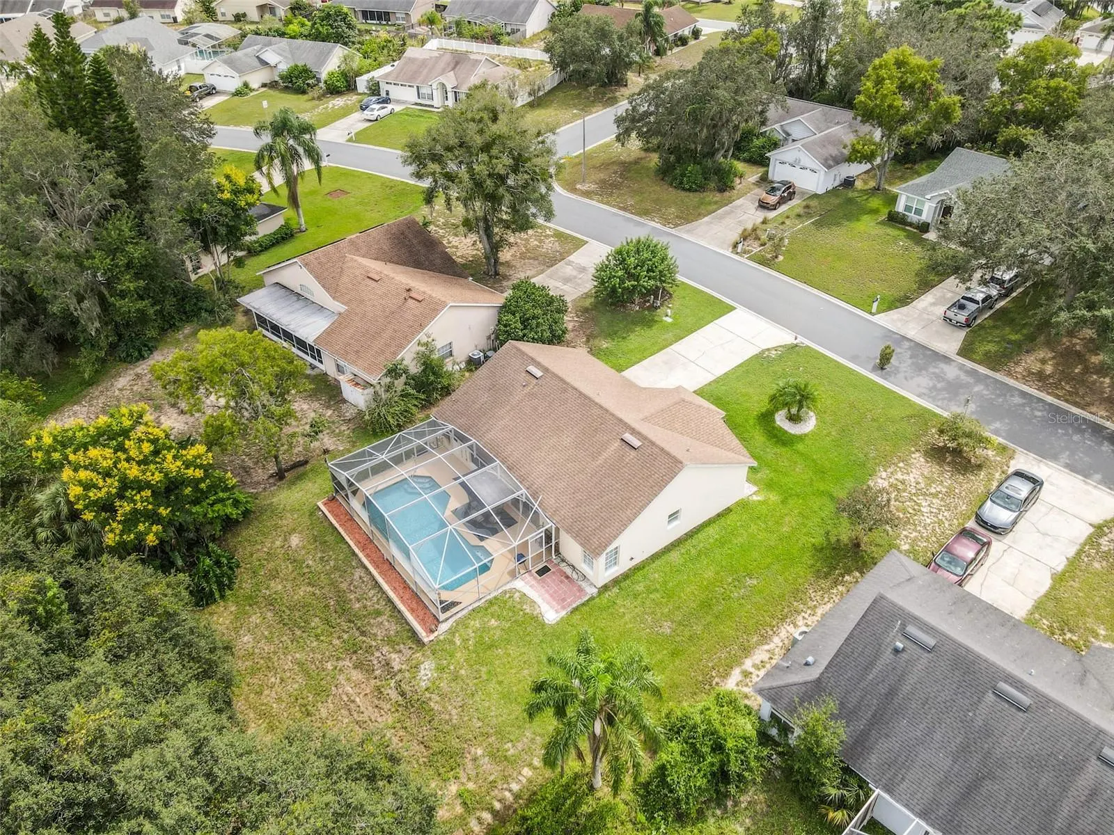324 PINE LAKE VIEW DR
