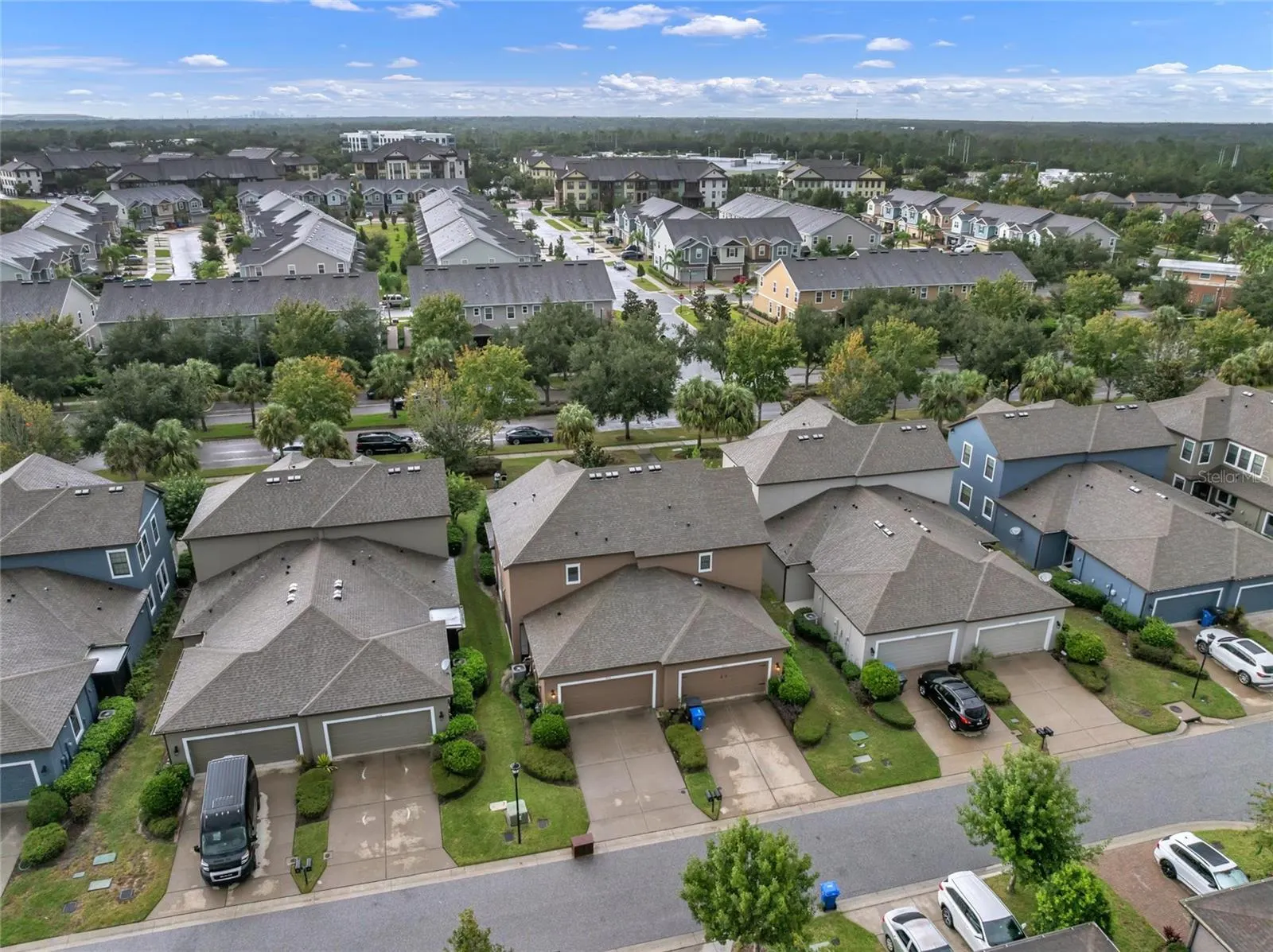 5824 VILLAGE CENTER DR
