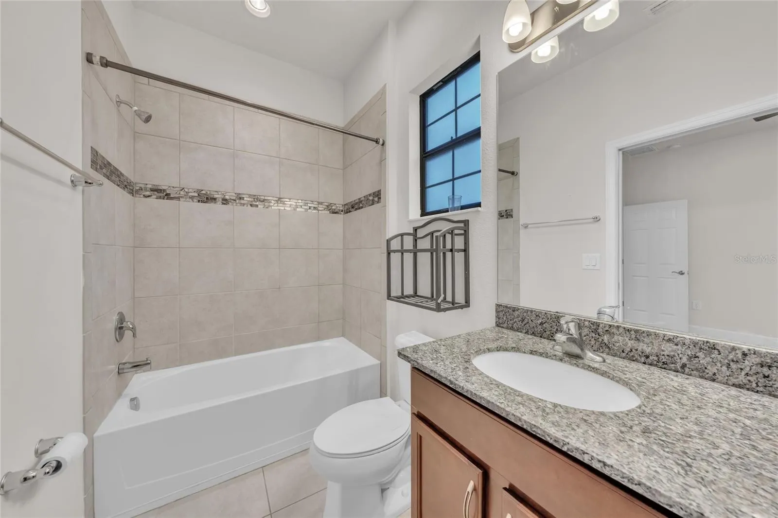 5824 VILLAGE CENTER DR