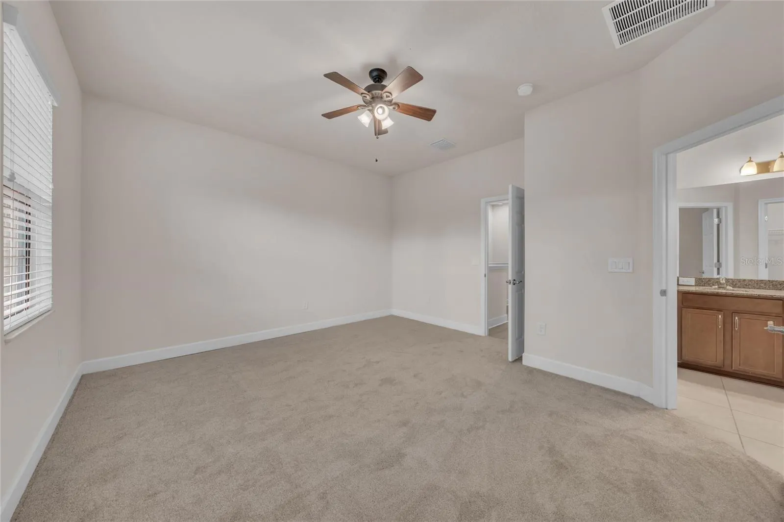 5824 VILLAGE CENTER DR