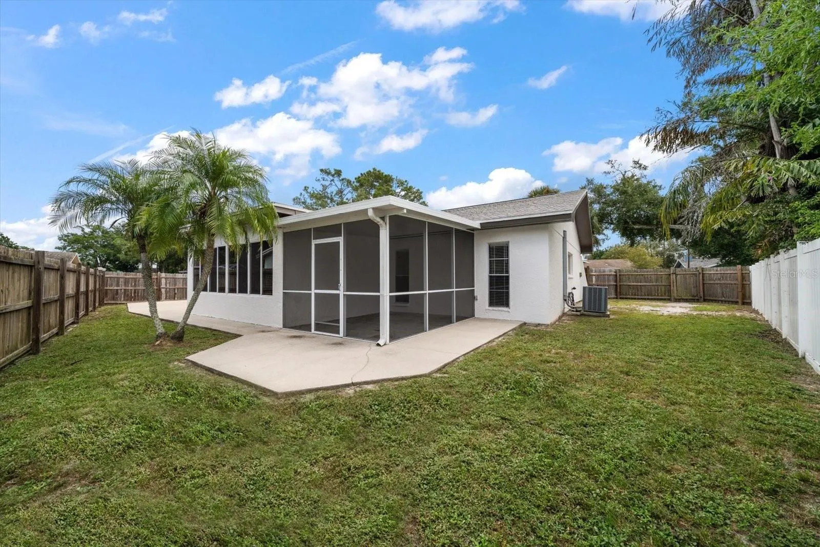 2239 BEACON POINT BLVD