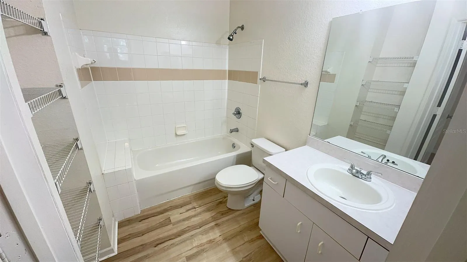 17110 CARRINGTON PARK DR #821, #821