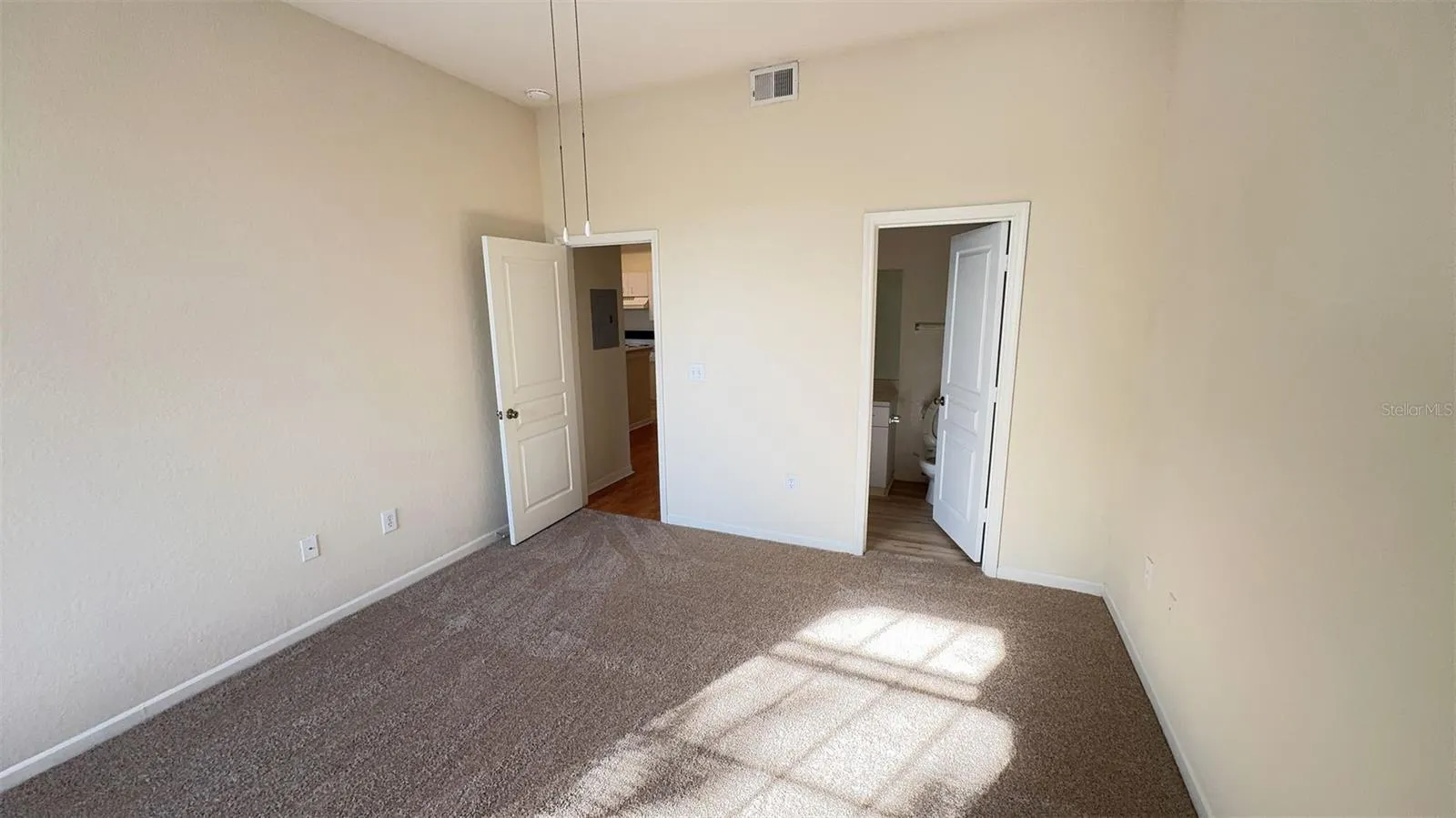 17110 CARRINGTON PARK DR #821, #821