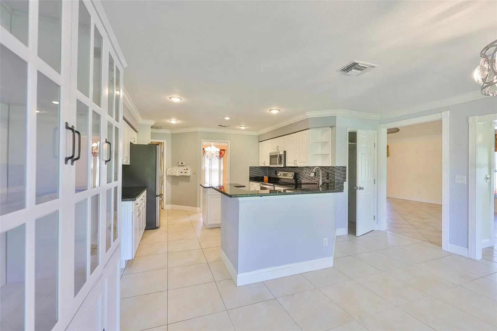 315 CALOOSA WOODS LN