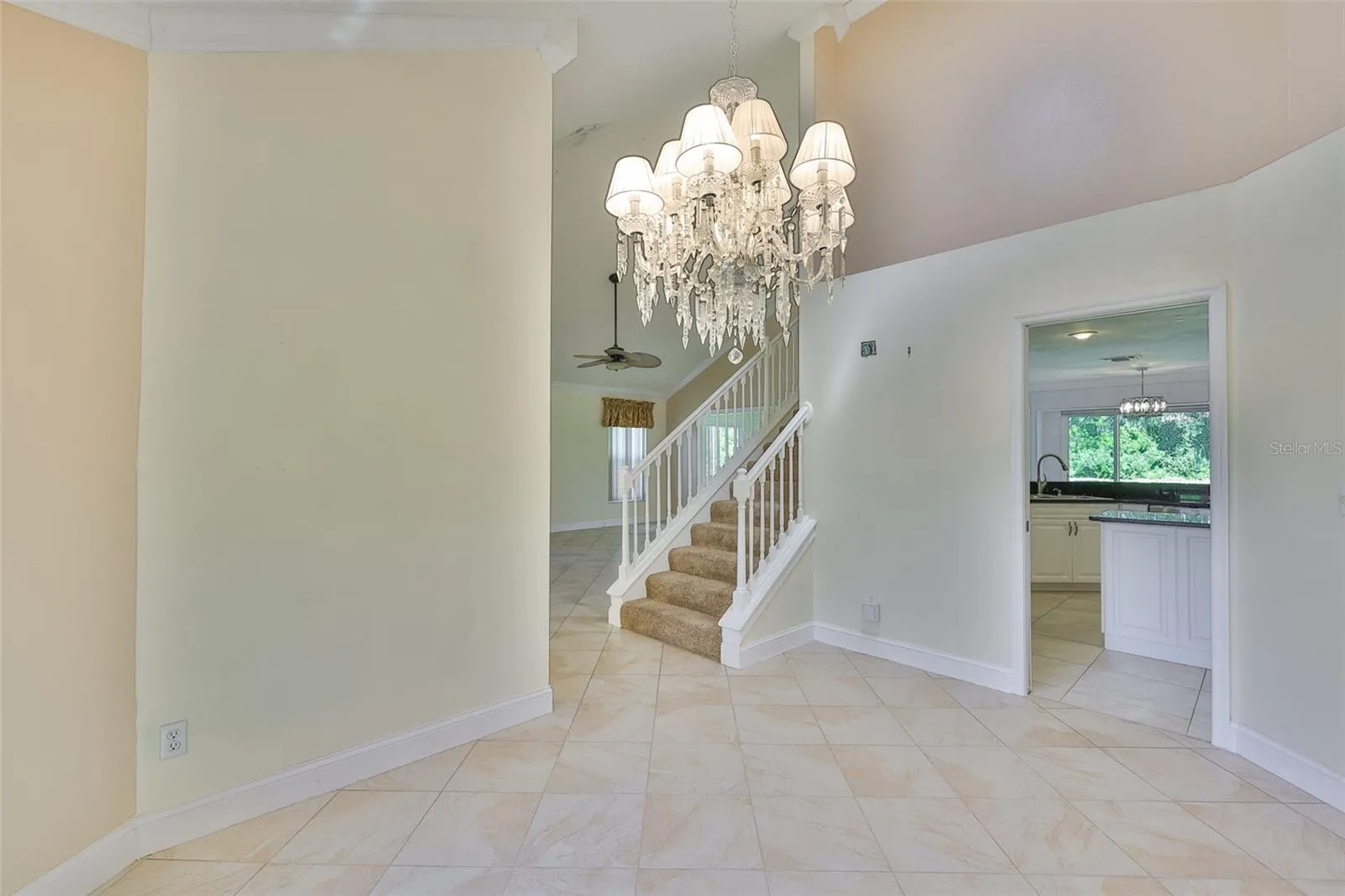 315 CALOOSA WOODS LN