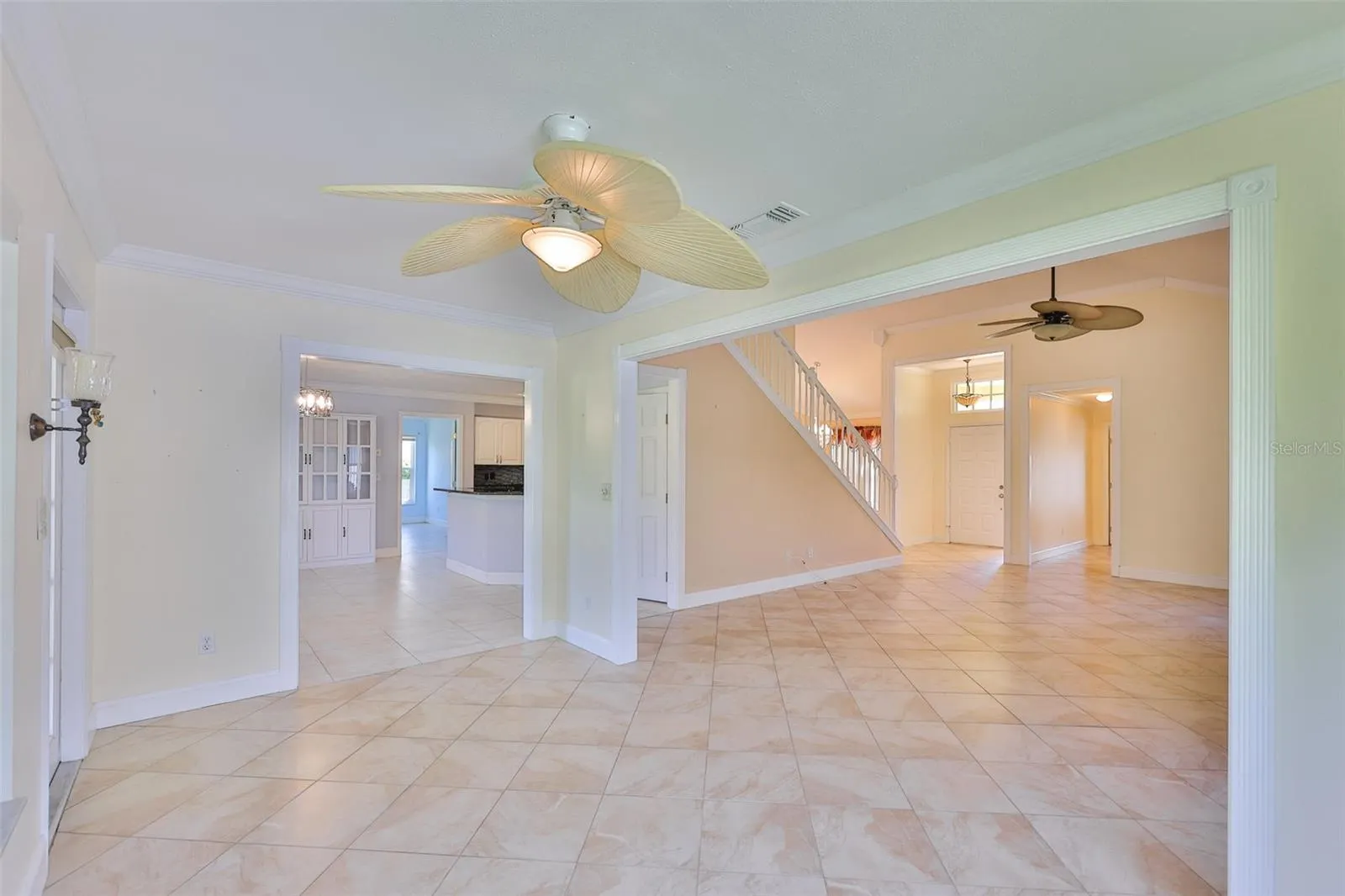 315 CALOOSA WOODS LN