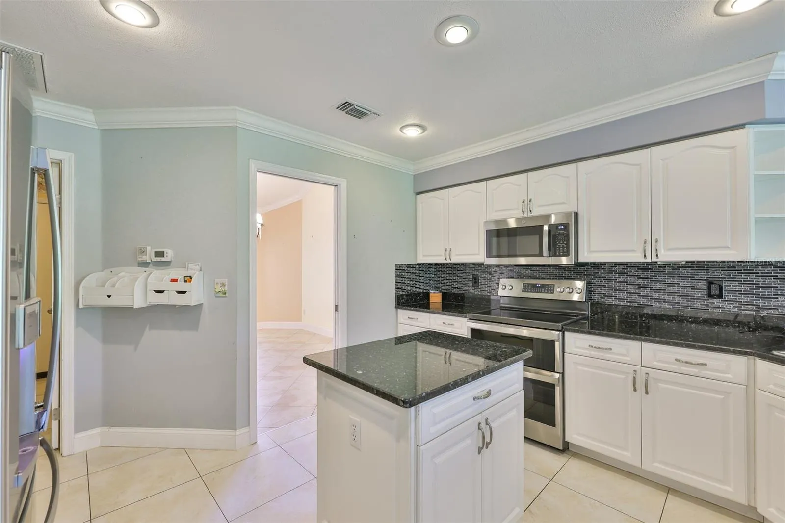 315 CALOOSA WOODS LN