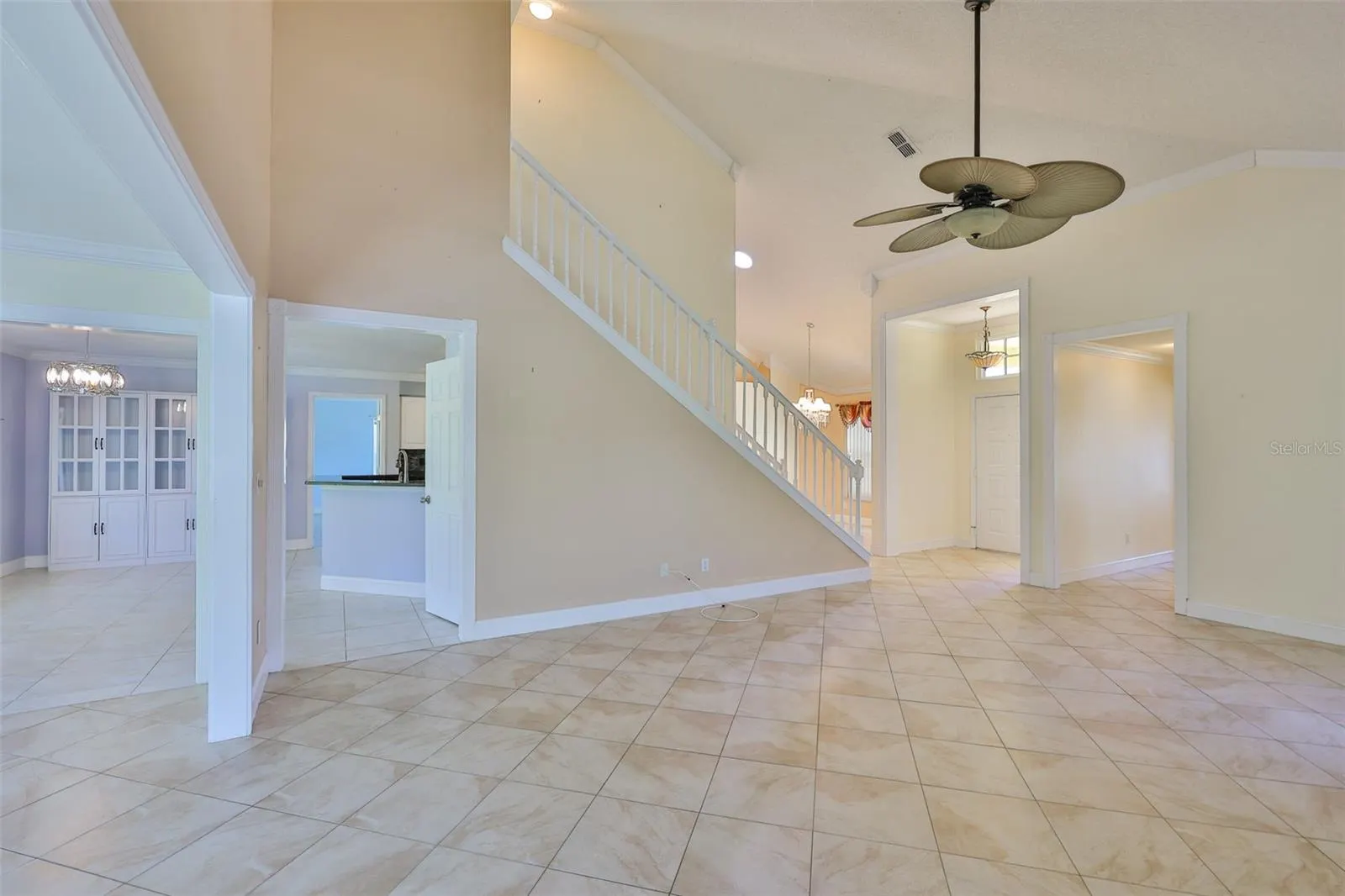 315 CALOOSA WOODS LN