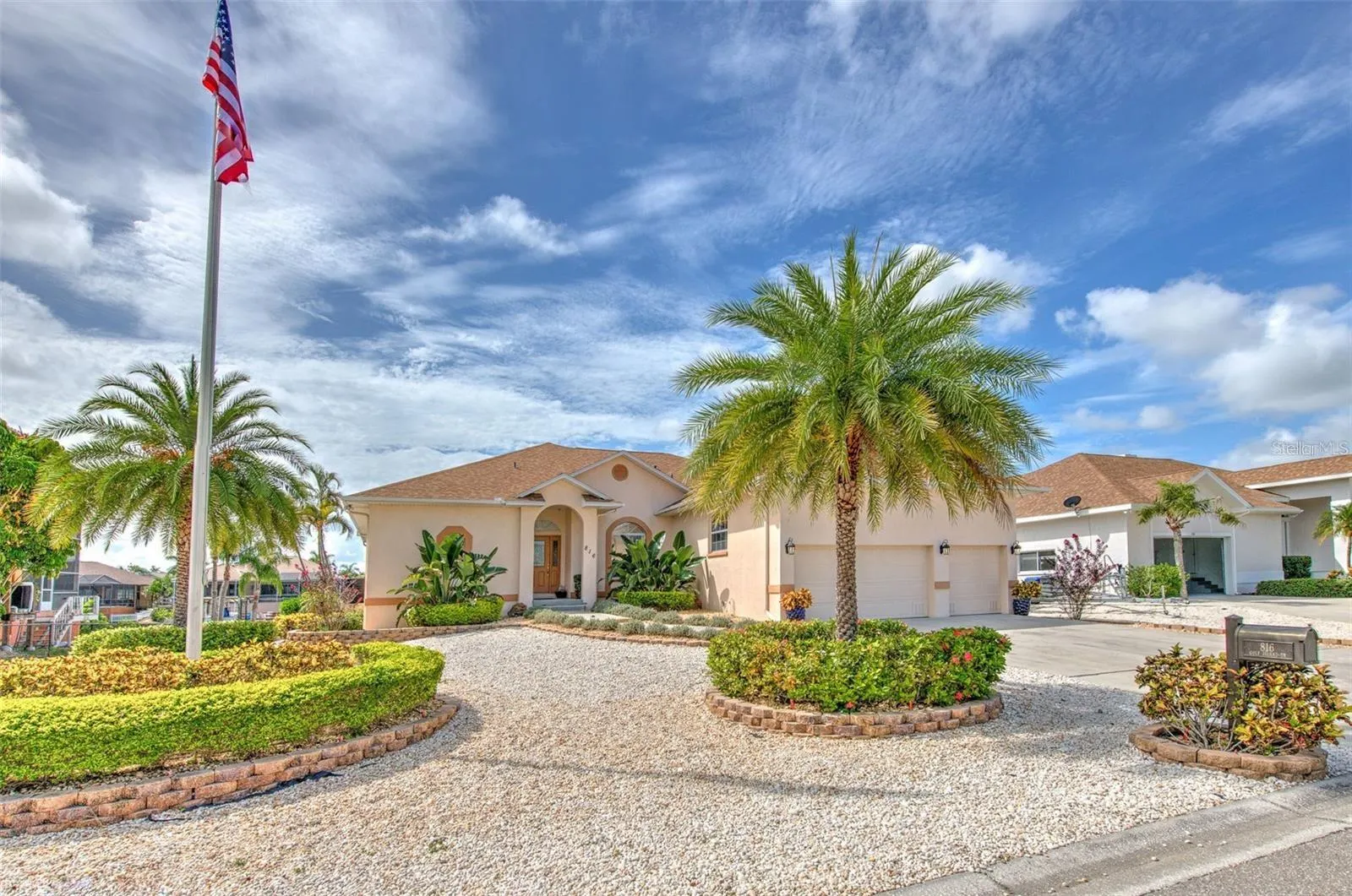 816 GOLF ISLAND DR