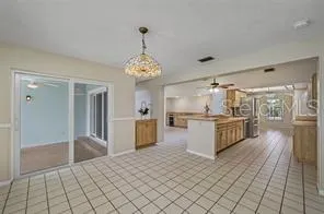 817 CHIPAWAY DR