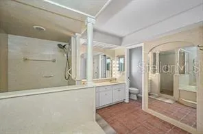 817 CHIPAWAY DR
