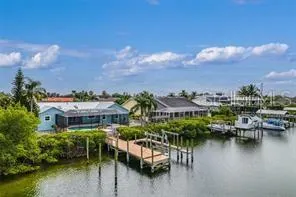 817 CHIPAWAY DR