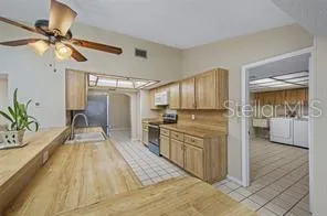817 CHIPAWAY DR