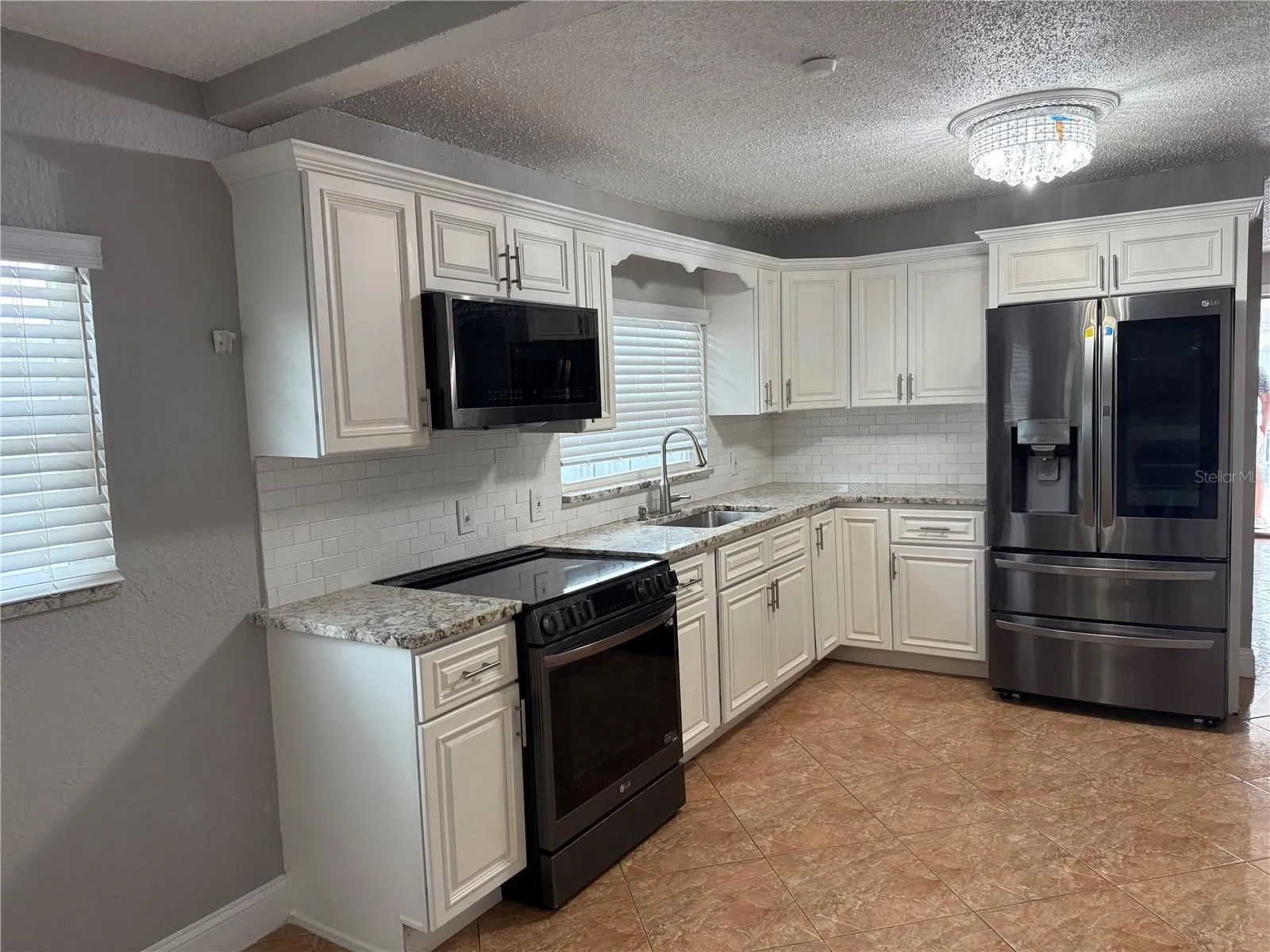 3116 W HAYA ST