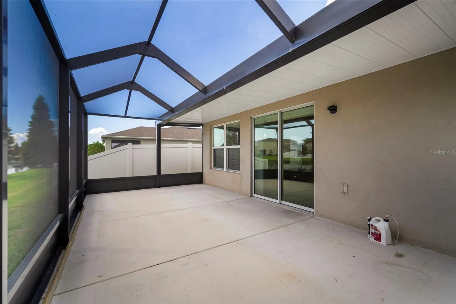 10637 LAGUNA PLAINS DR