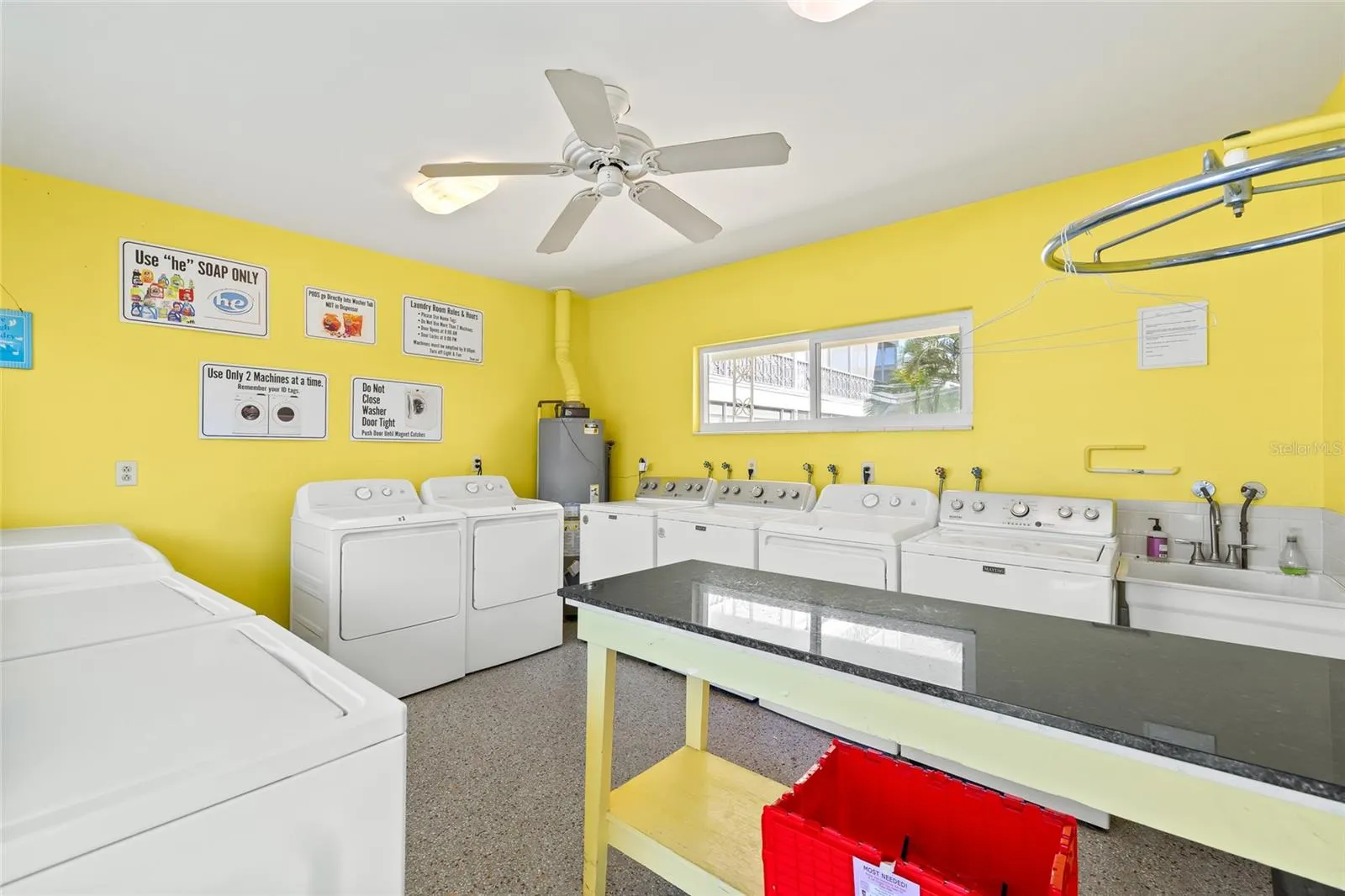 1012 N SHORE DR NE #14, #14