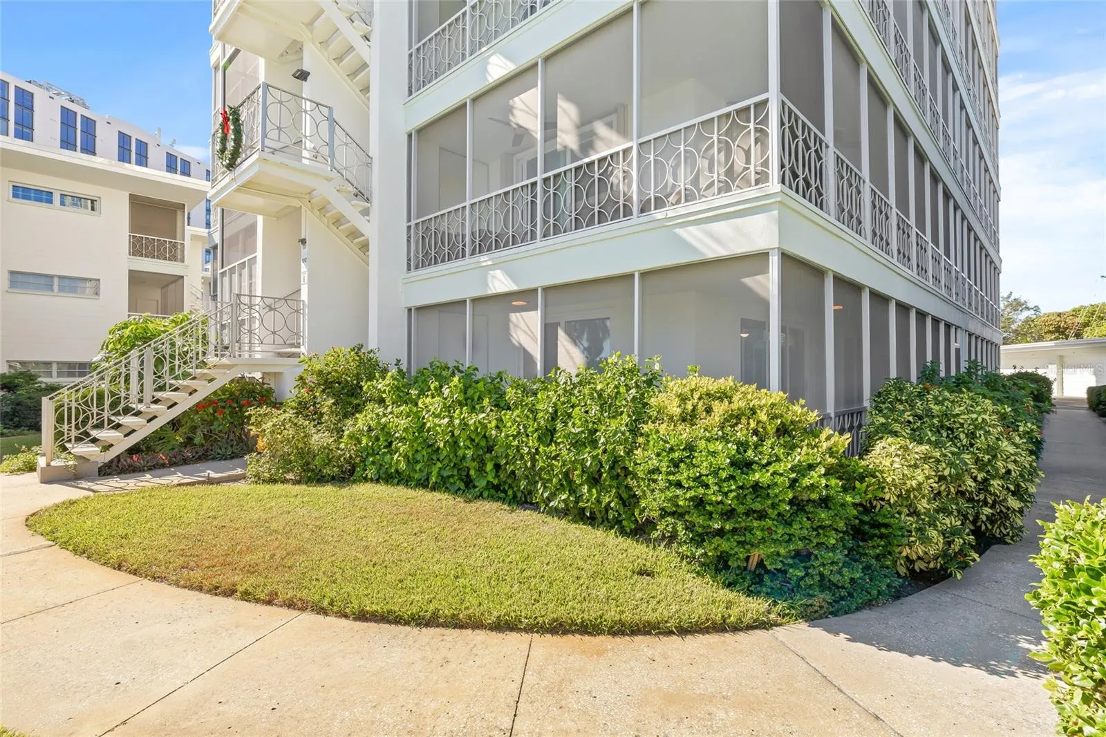 1012 N SHORE DR NE #14, #14