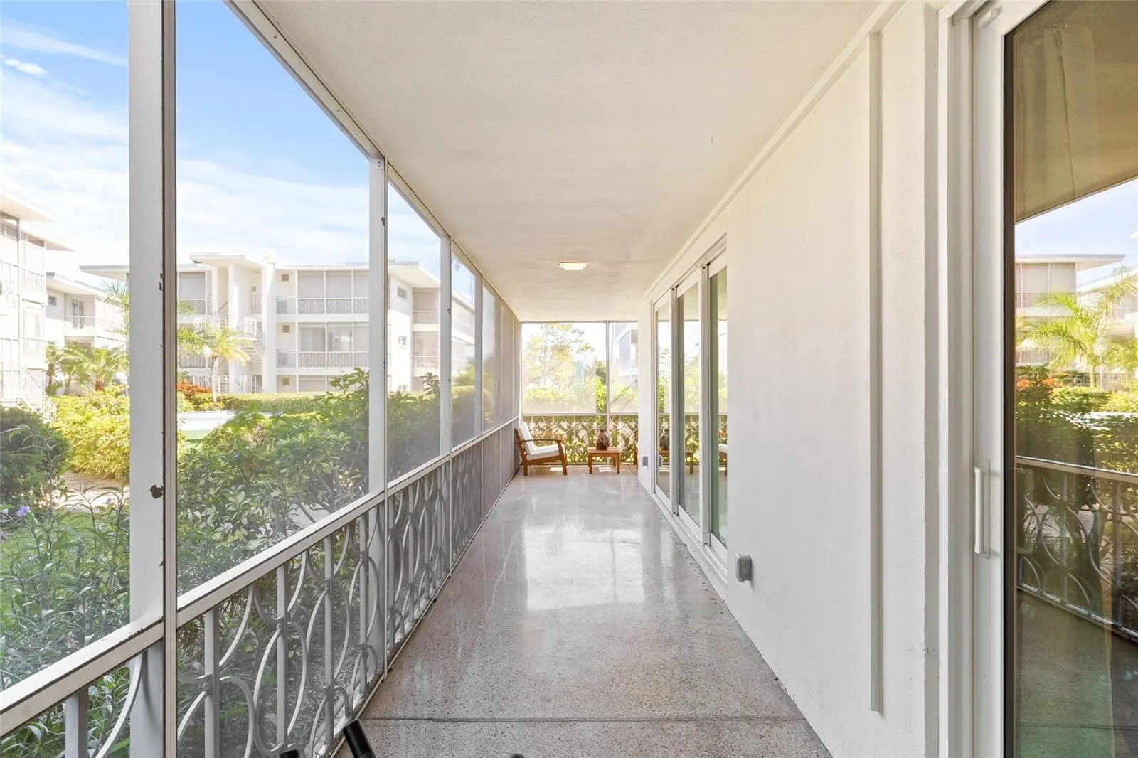 1012 N SHORE DR NE #14, #14