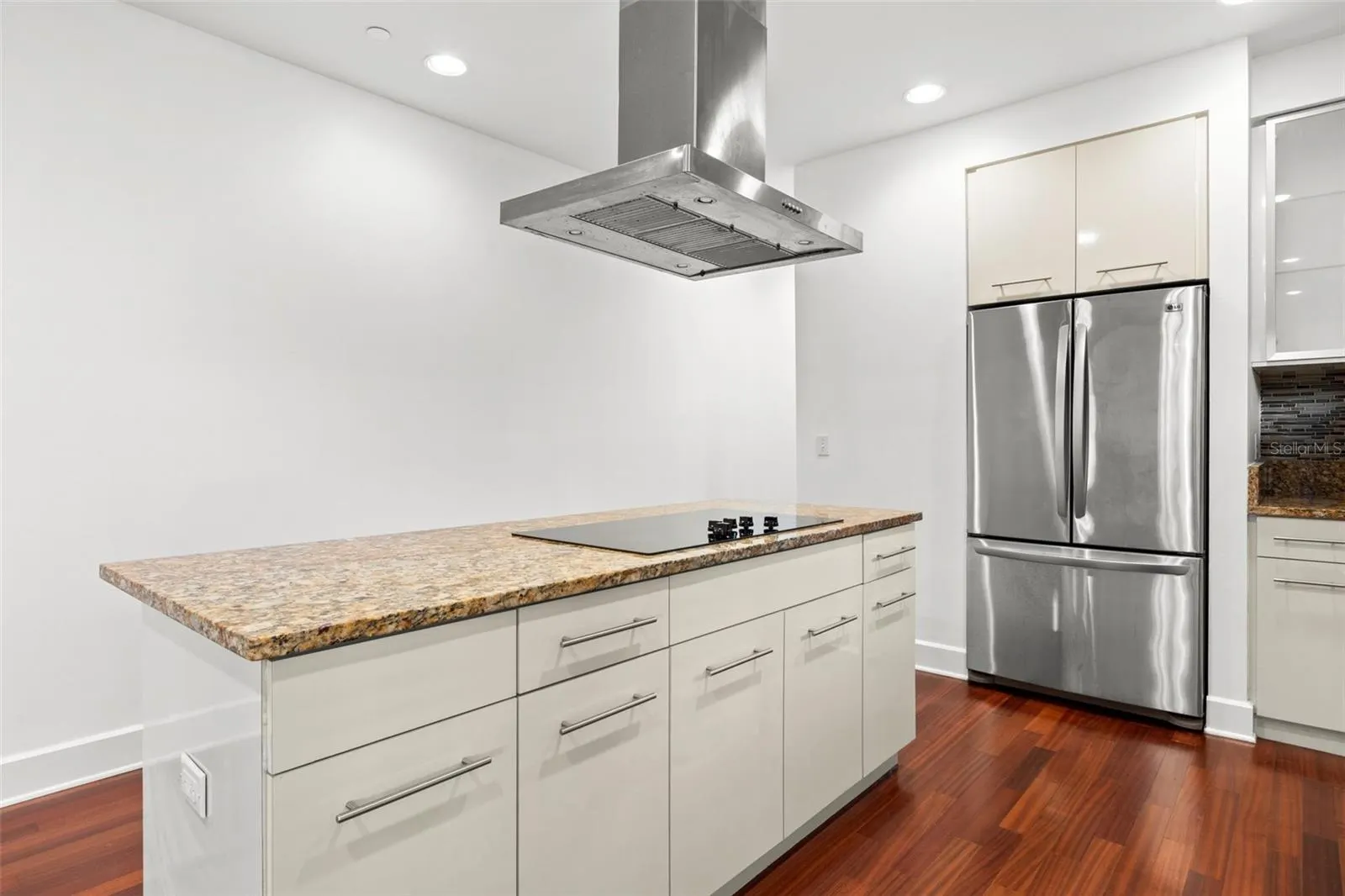 212 S MOODY AVE #3, #3