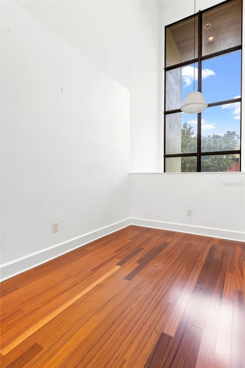 212 S MOODY AVE #3, #3