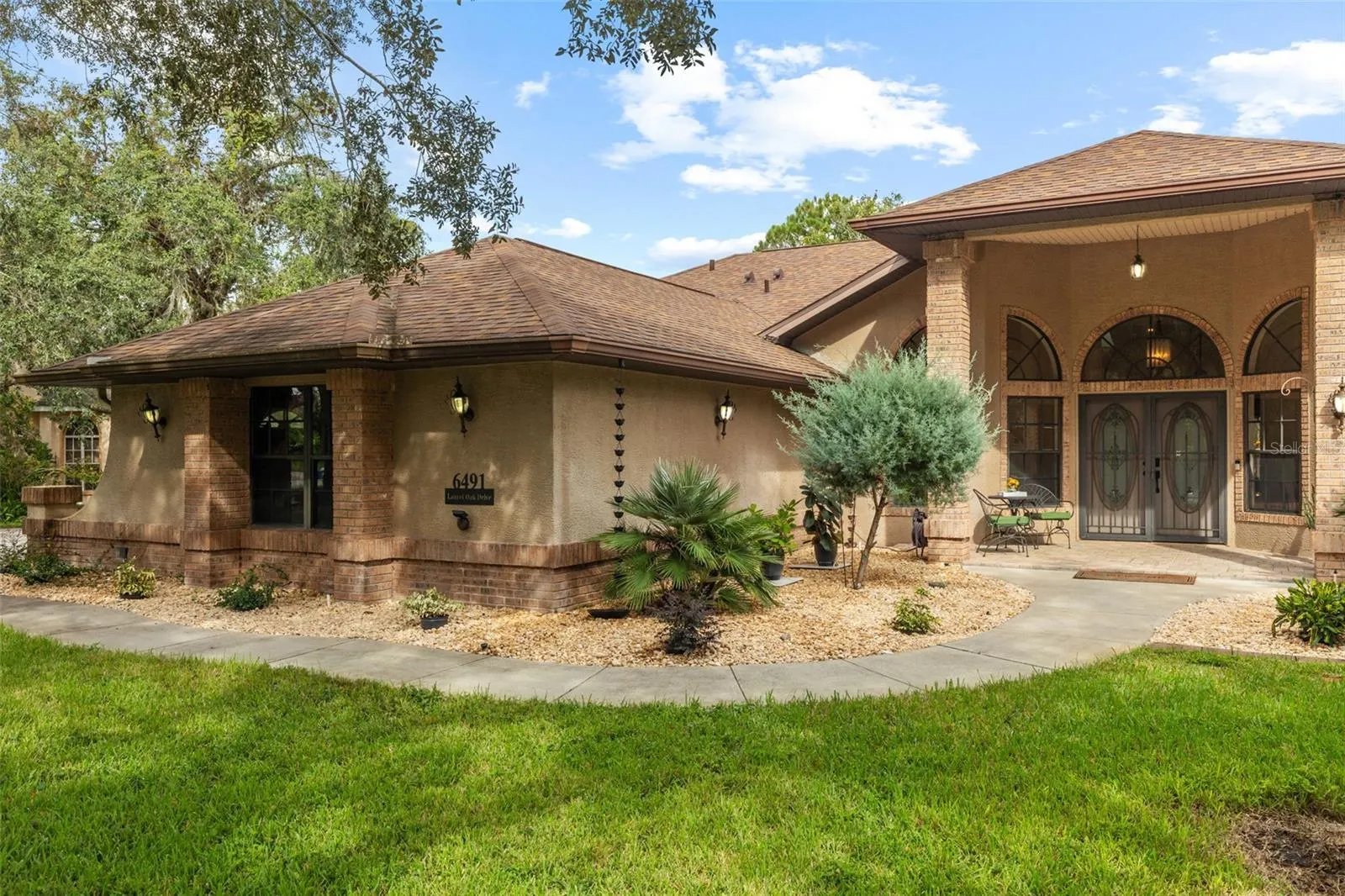 6491 LAUREL OAK DR