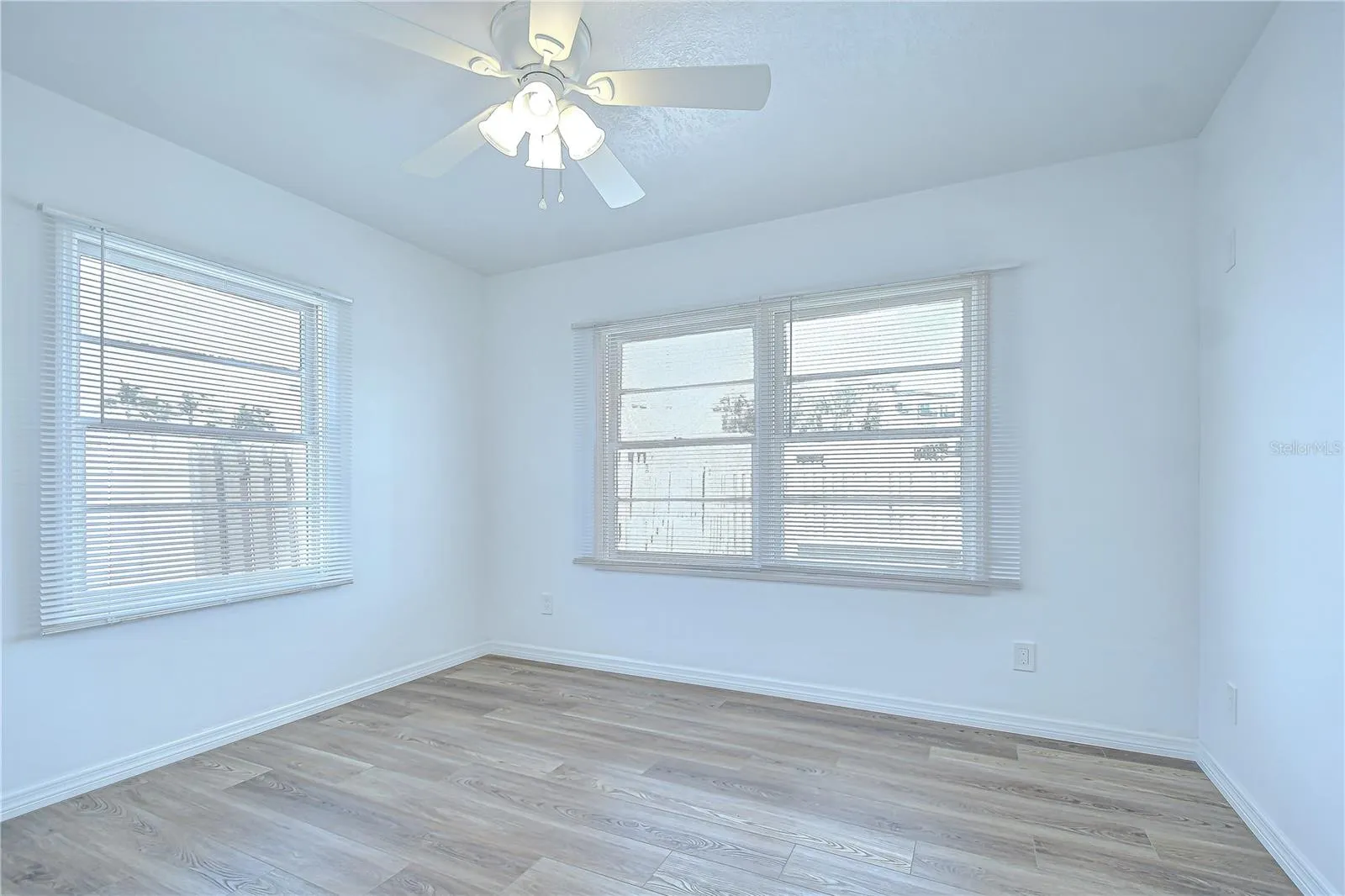 150 E MADEIRA AVE #1, #1
