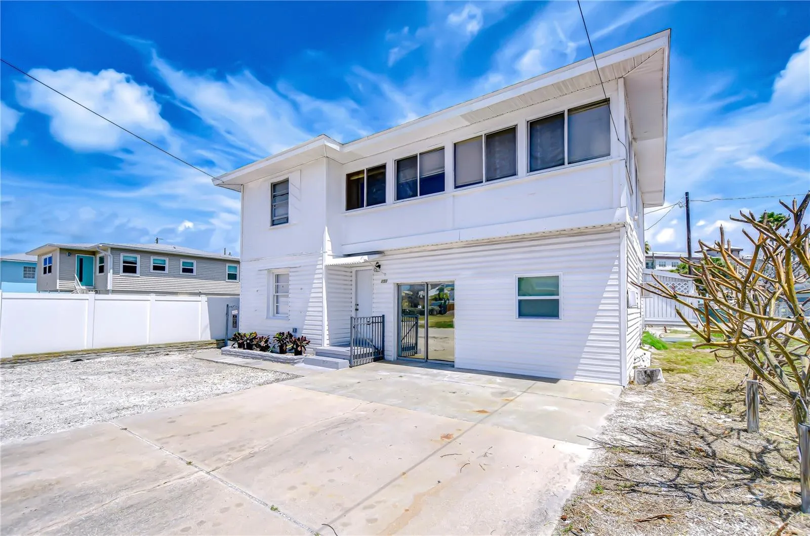 150 E MADEIRA AVE #1, #1